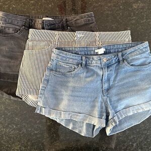 H&M Women's Denim and Striped Shorts Trio